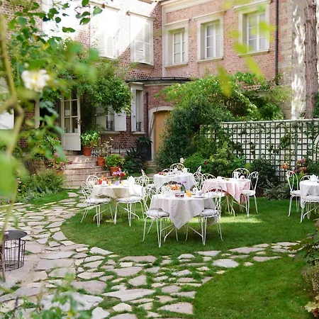 Escudier Appart-hotel 3*