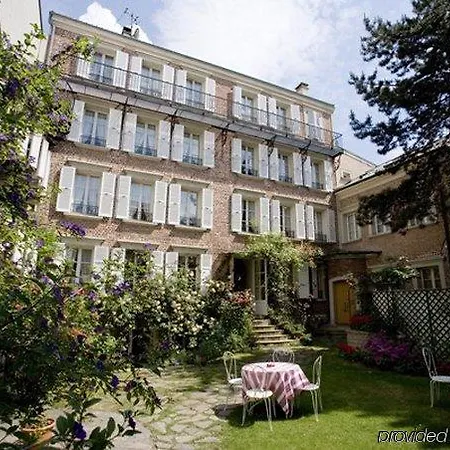 Апарт-отель Escudier Appart-hotel 3*