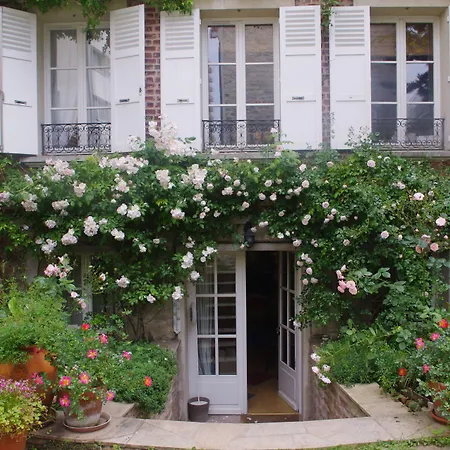 Escudier Appart-hotel Aparthotel 3*