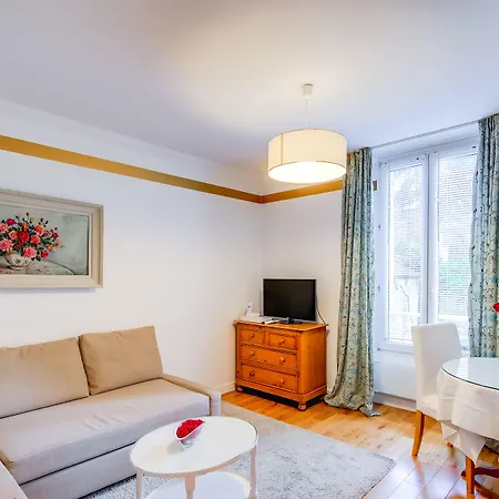 Escudier Appart-hotel Aparthotel 3*